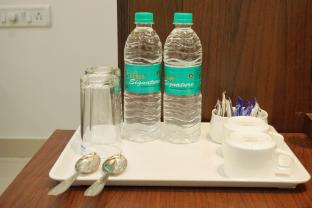 gateway transit hotel