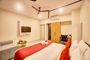 gateway transit hotel