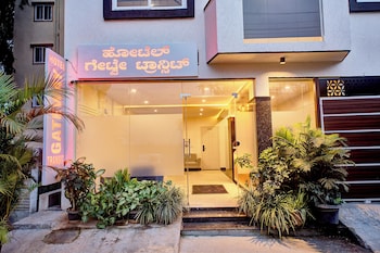 gateway transit hotel