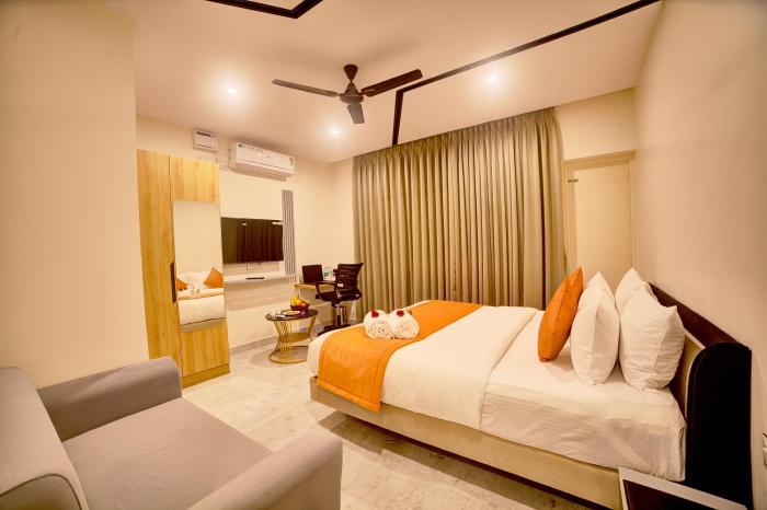 gateway transit hotel