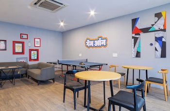 housr malibu town sohna road sector 47