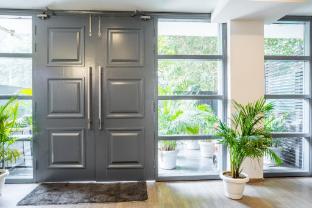 housr malibu town sohna road sector 47