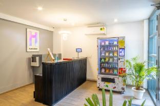 housr malibu town sohna road sector 47