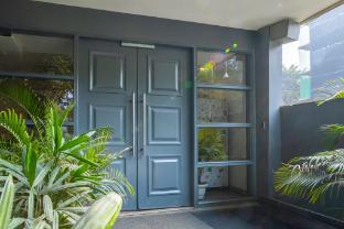 housr malibu town sohna road sector 47