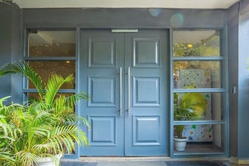 housr malibu town sohna road sector 47