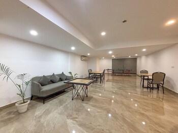 housr sector 49 gurgaon near spaze it