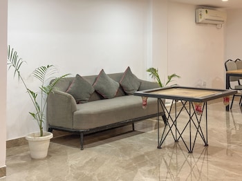 housr sector 49 gurgaon near spaze it