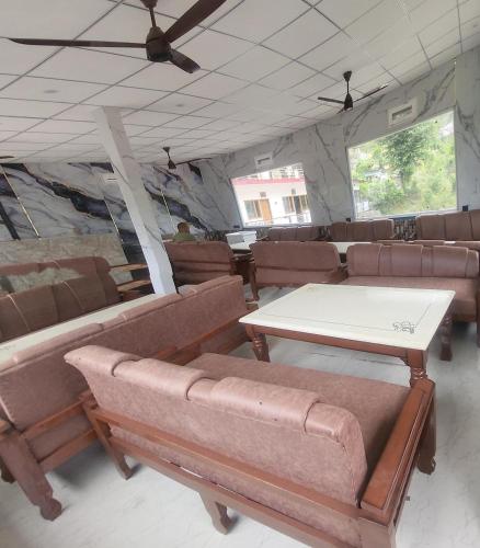 sri kedar kashi best view resort