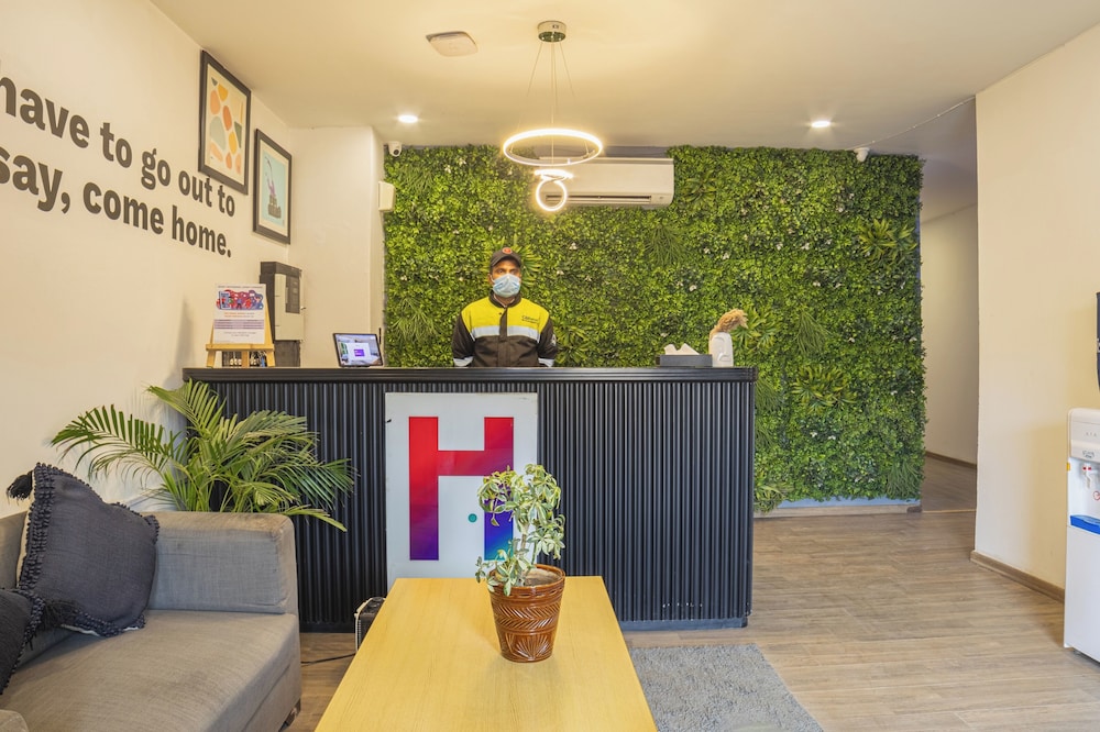 housr sector 57 gurgaon near golf course extension
