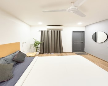 housr sector 57 gurgaon near golf course extension