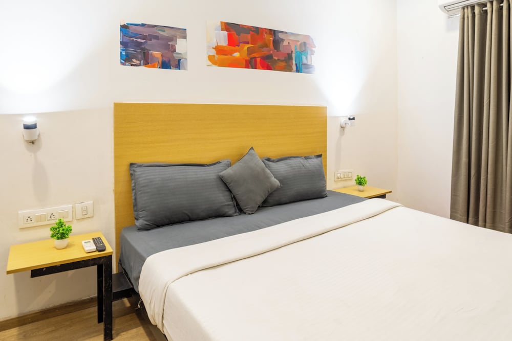 housr sector 57 gurgaon near golf course extension