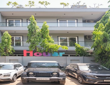 housr golf course road phase 1 metro