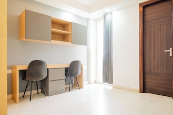 housr 3 bhk apartment sector 45 gurgaon