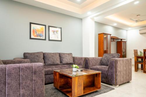 housr 3 bhk apartment sector 45 gurgaon