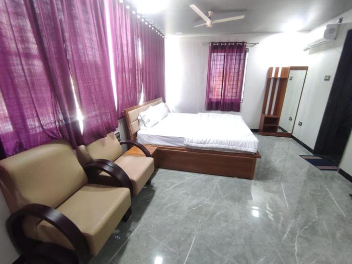 hotel pooja inn and restauants and lodge