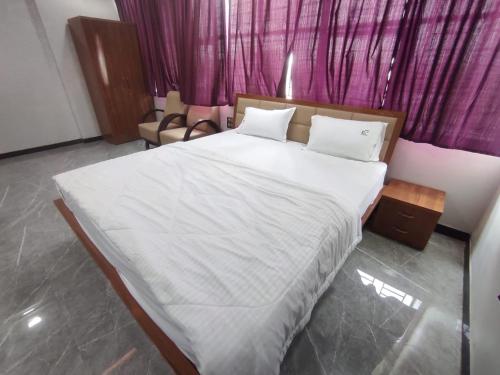 hotel pooja inn and restauants and lodge