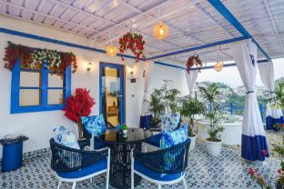 a santorini home by le reve