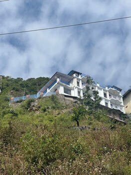 a santorini home by le reve