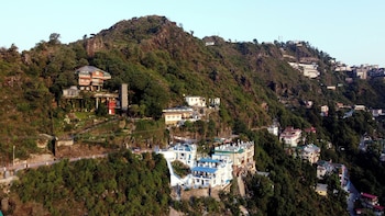 a santorini home by le reve