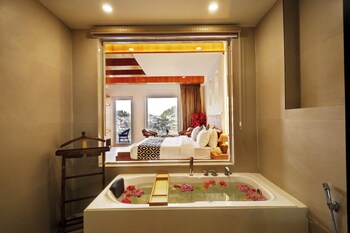 a santorini home by le reve