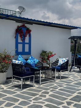 a santorini home by le reve