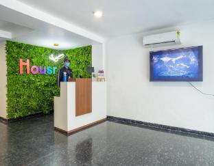 housr 46 m2k corp near park hospital