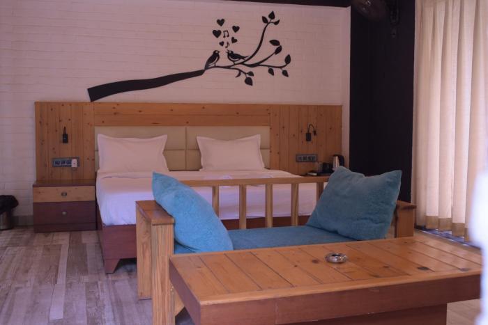 julley commune rishikesh