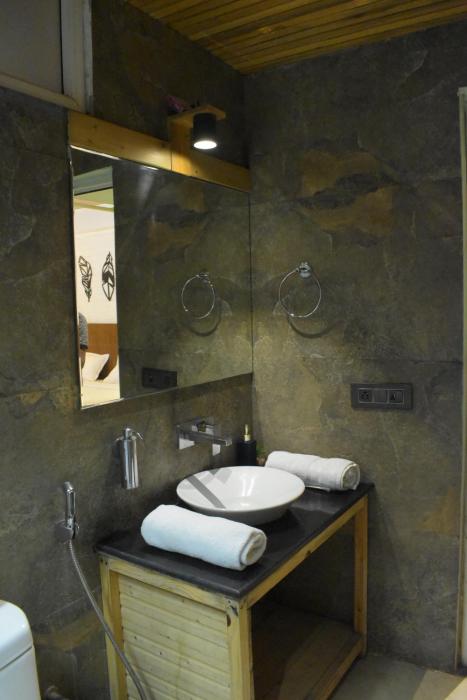 julley commune rishikesh