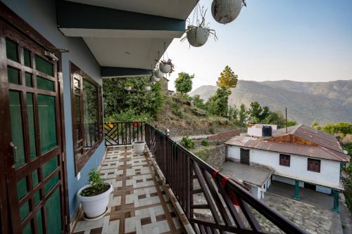 happy himalayan homes