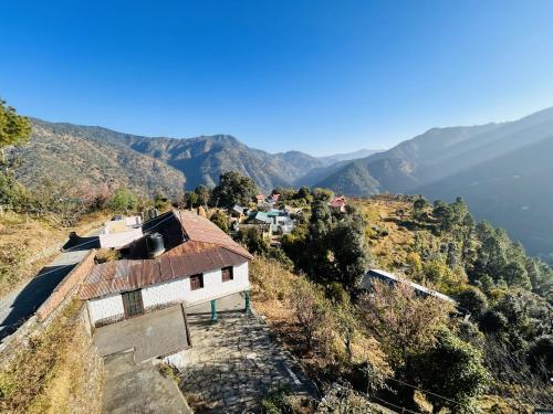 happy himalayan homes