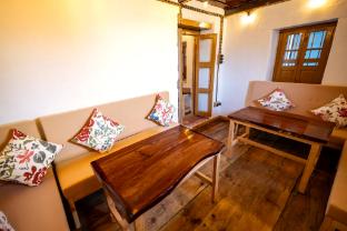 happy himalayan homes