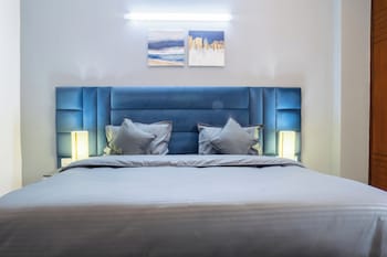 housr 2 bhk apartment sector 39 gurgaon