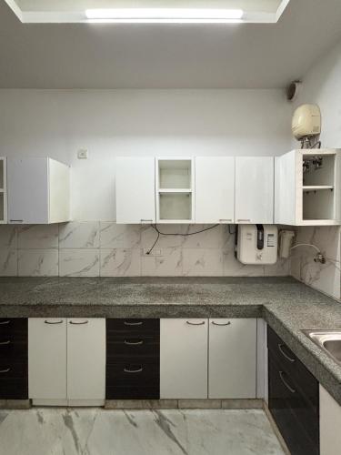 housr 2 bhk apartment sector 39 gurgaon