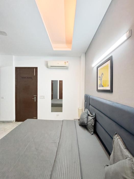 housr 2 bhk apartment sector 39 gurgaon