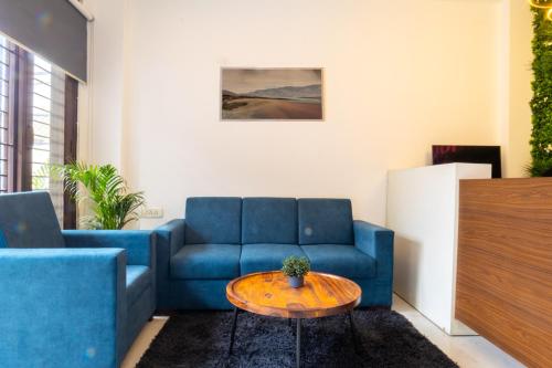 Housr 2 Bhk Apartment Sector 39 Gurgaon,,4 star