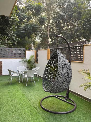 housr 2 bhk apartment sector 39 gurgaon