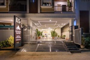 elysium studio suites