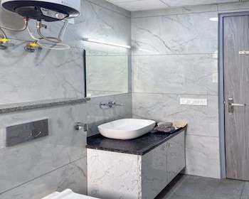 housr studio rooms sector 30 gurgaon