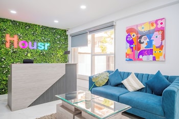 housr studio rooms sector 30 gurgaon