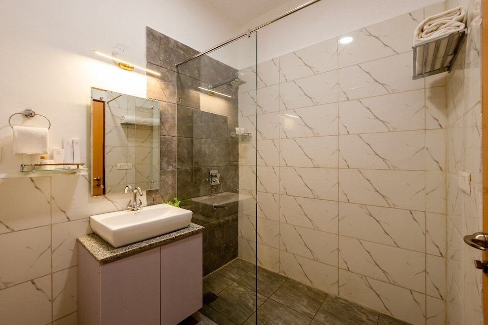 aliste millennium city centre gurgaon