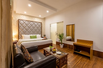 aliste millennium city centre gurgaon