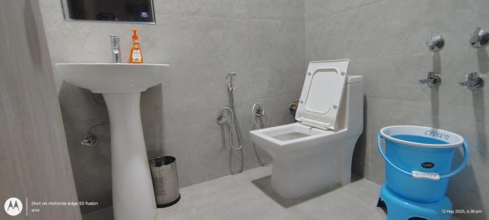 hotel atithi food village