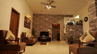 Thelemoura,,2 star