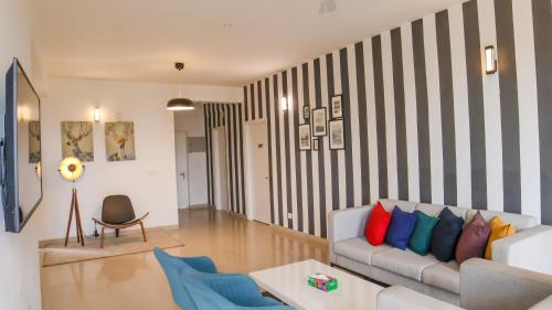 housr sector 69 gurgaon near sohna road