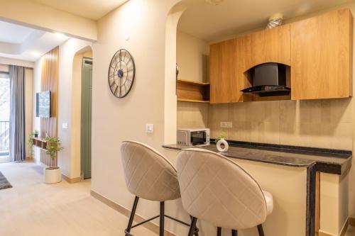 housr 1 bhk apartment sector 42 gurgaon