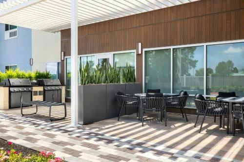 towneplace suites by marriott humble intercontinental airport