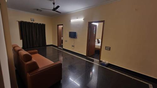 Royal Residency,,2 star