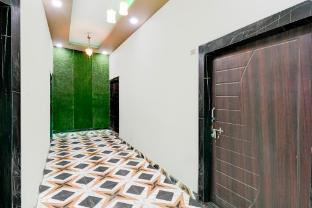 hotel o jhusi station formerly rajaram singh blessing garden