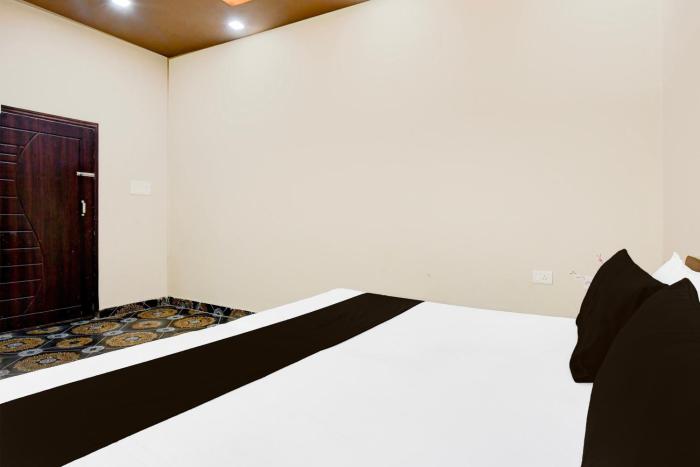 hotel o jhusi station formerly rajaram singh blessing garden