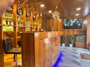 Hotel Arts Palace,,3 star